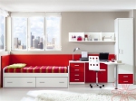 Детска спалня в бяло и червенот Детска спалня в бяло и червенот